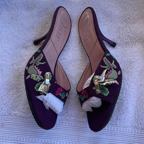 DIOR PURPLE KOI LOCK & KEYS HEELS - Picture 8 of 16